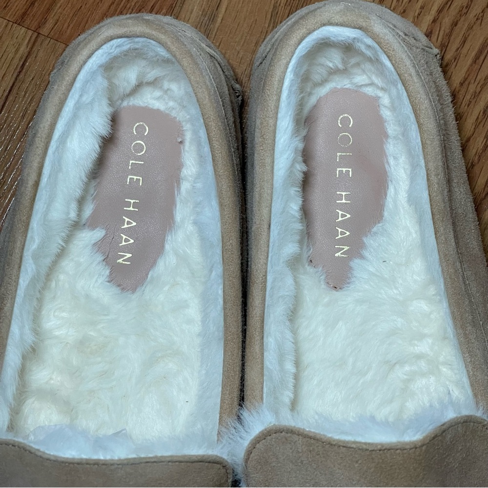 COLE HAAN Tully Tan Suede Driving Moc/Slipper w/Fur Lining - Picture 6 of 10